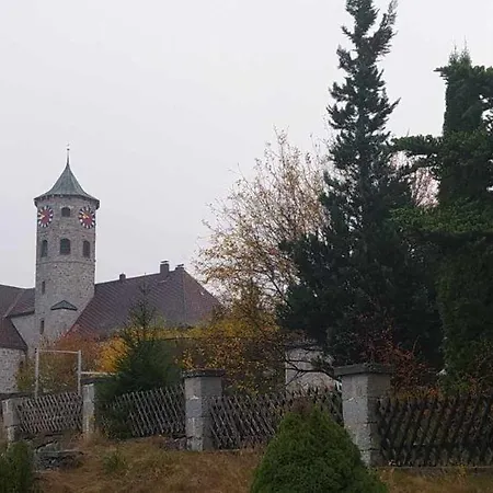 Sumava 公寓 *